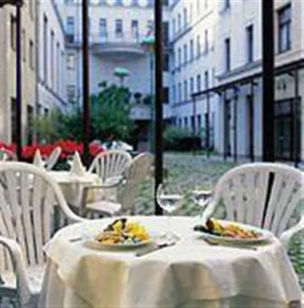 Austria Trend Hotel Favorita Vienna
